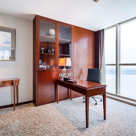 Crowne Plaza Zhenjiang By Ihg Hotel Luaran gambar