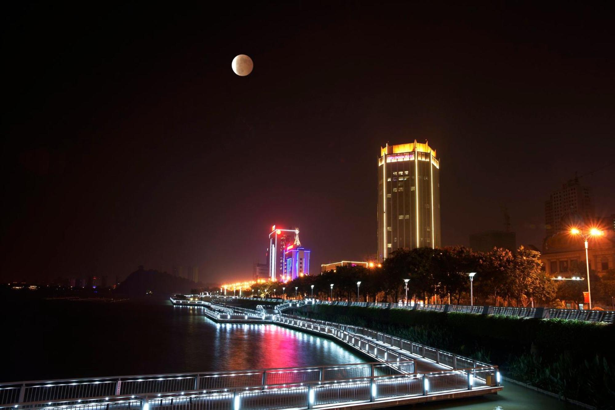 Crowne Plaza Zhenjiang By Ihg Hotel Luaran gambar